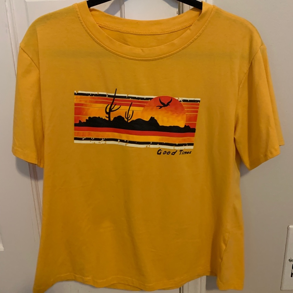 Yellow graphic tee!!
